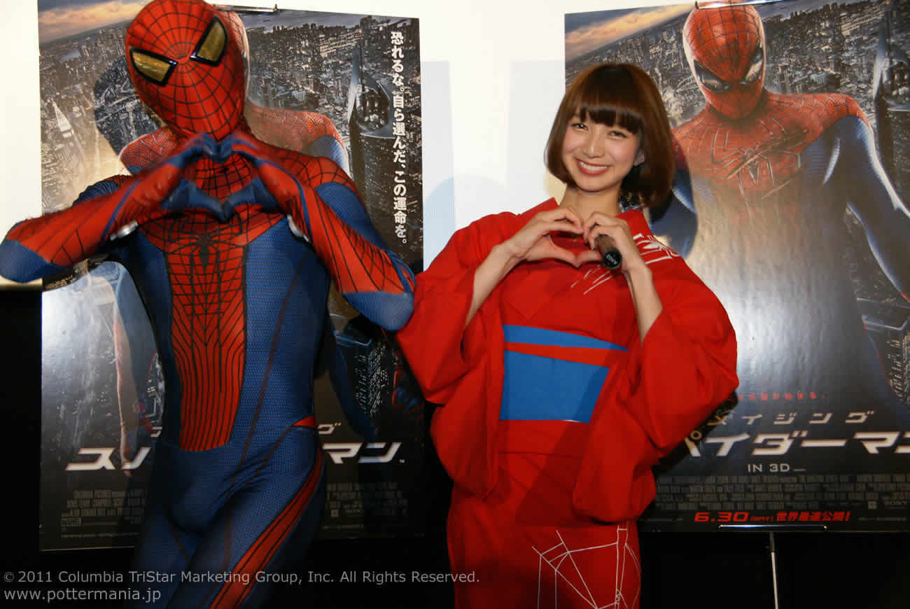 アメイジング・スパイダーマン芹那恋愛成就イベント Japanese Idle Serina at The Amazing Spider-Man Japanese Movie Event