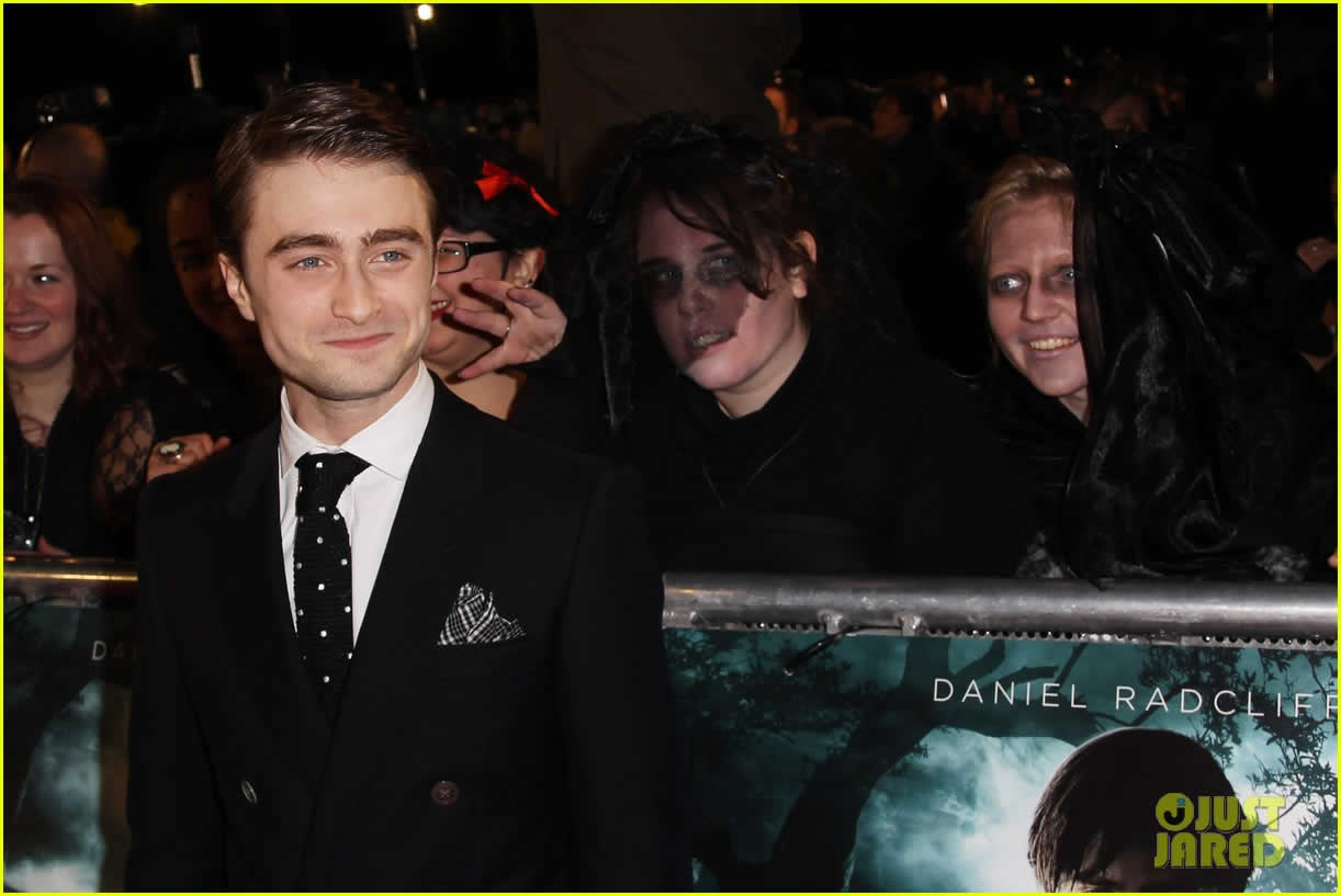 _jGEhNt剉fuE[}ECEubN S̊فvDaniel Radcliffe's The Woman in Black