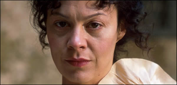 ヘレン マックローリー Helen Mccrory ポッターマニア